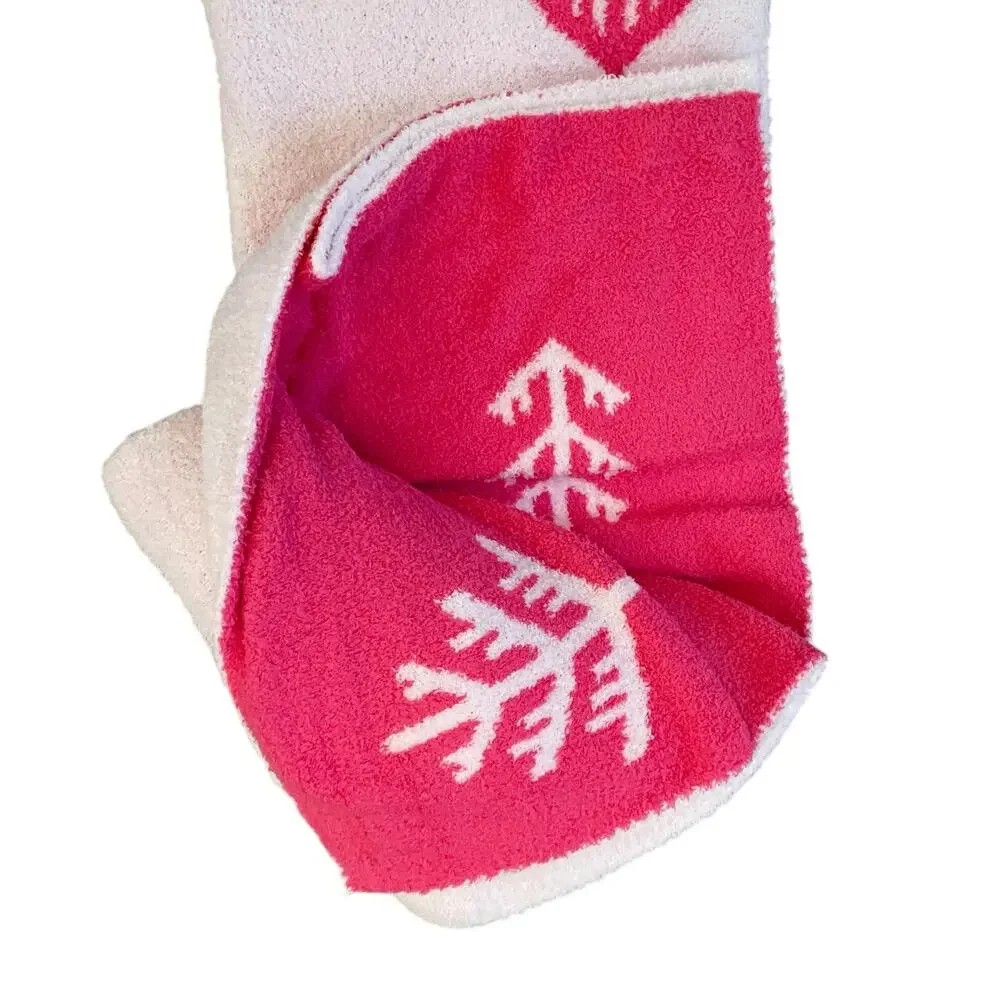 Nicole Miller Reversible Christmas Tree Throw Blanket 50x70 Hot Pink & White New